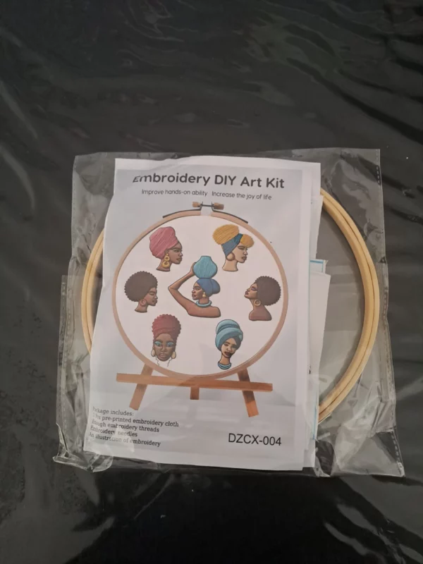 Kit de broderie de femmes aux cheveux afro